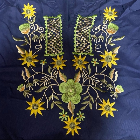 Eshakti eshakti Women’s Bell Sleeve Navy Blue Embroidered Blouse Top Sz 2xl - Picture 3 of 4